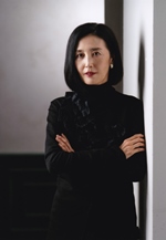 Author Ms. Miura Ryu